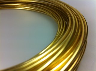 gold / messing
